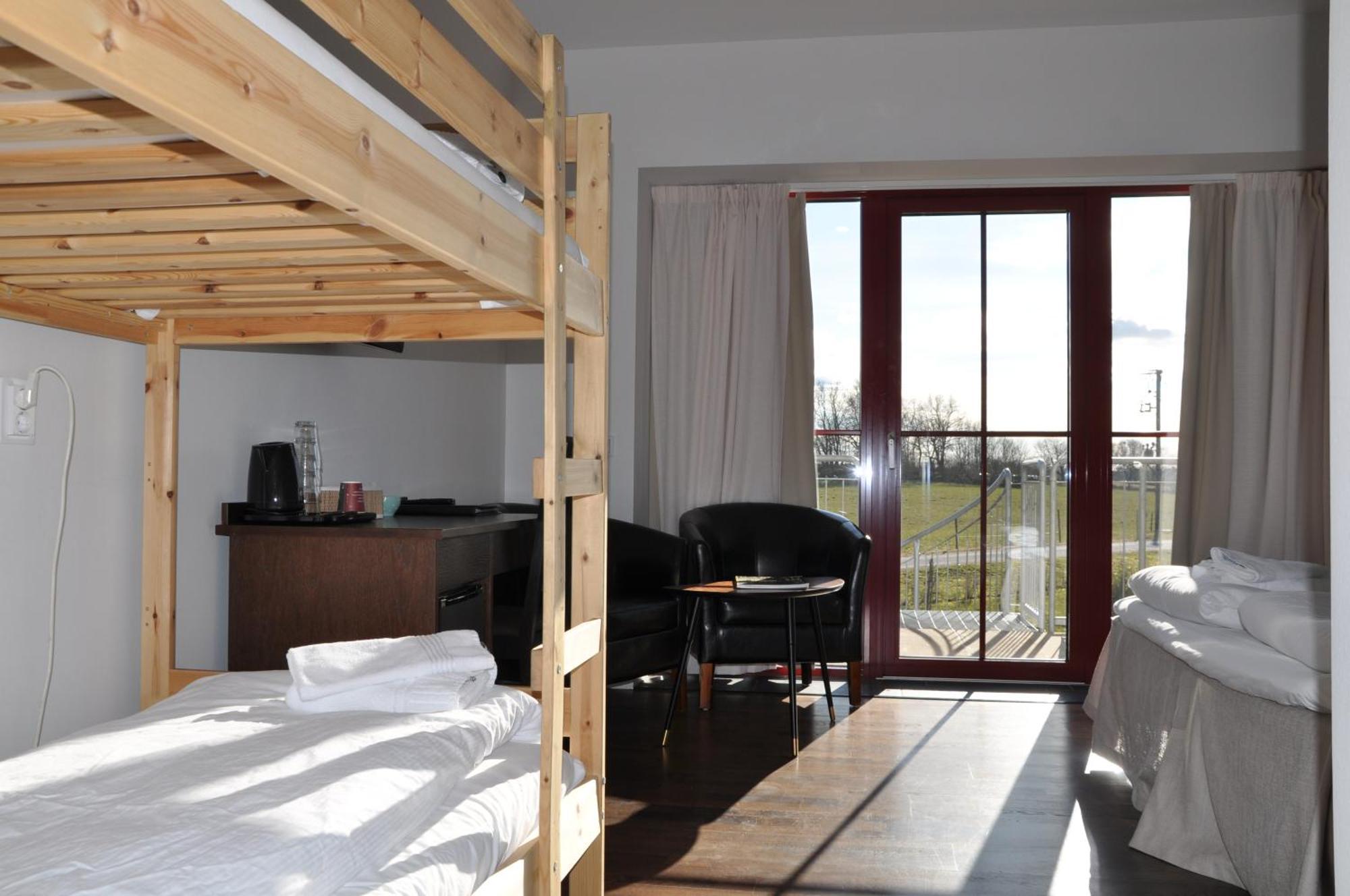 Hotel Bella Luna Бастад Экстерьер фото