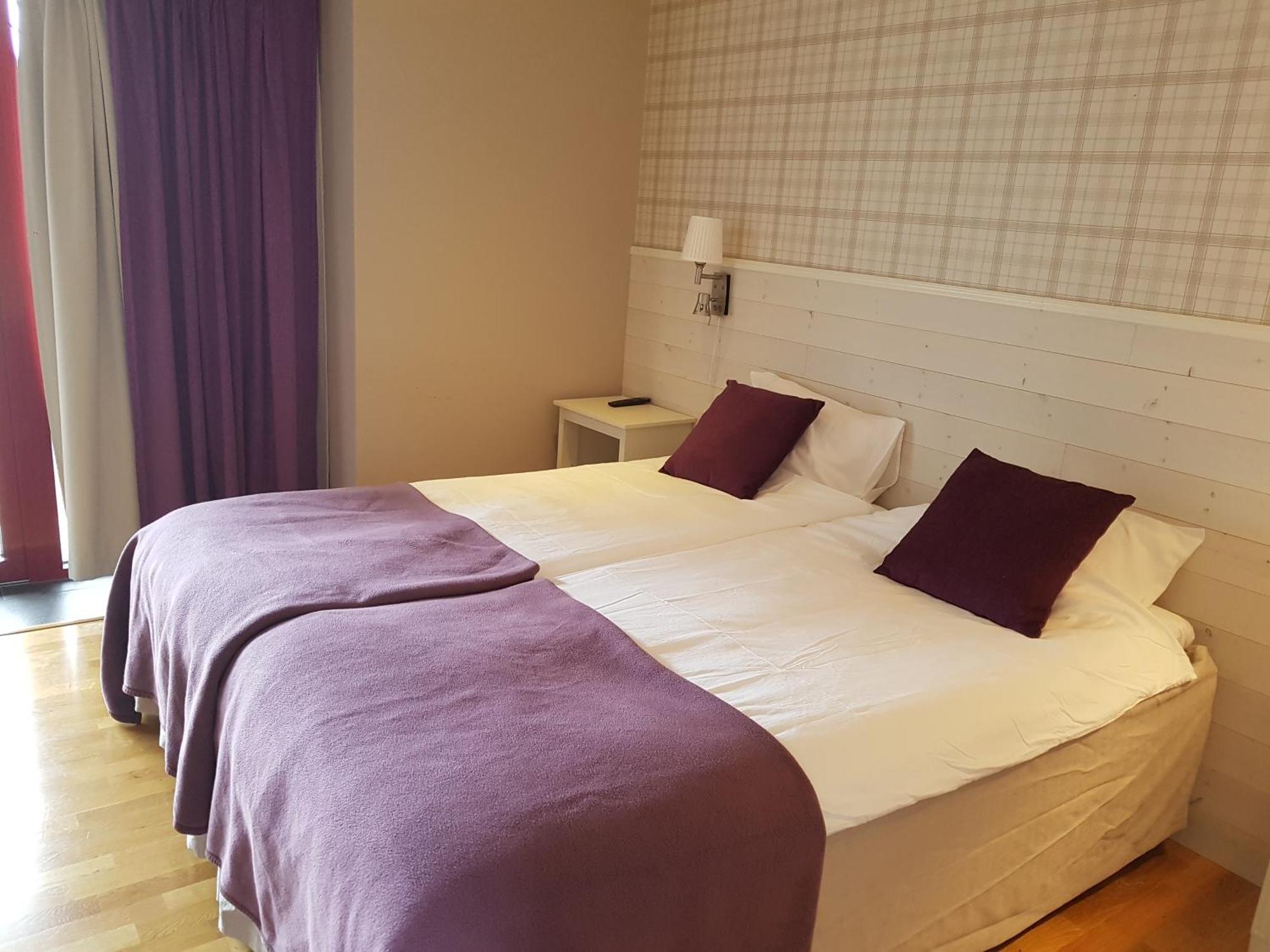 Hotel Bella Luna Бастад Экстерьер фото